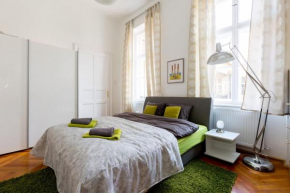 Riverside Green, 5th district Budapest